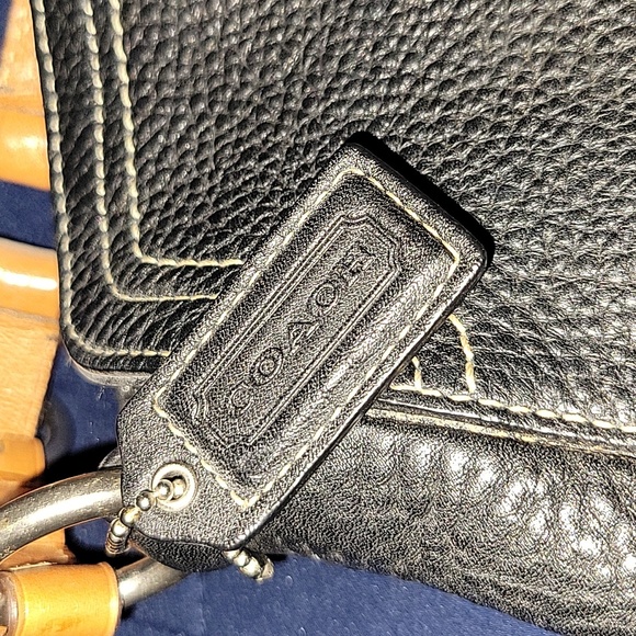 Genuine black leather coach shoulder purse - Picture 2 of 8